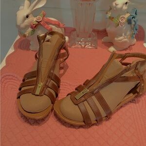 Cliffs by White Mountain 9M